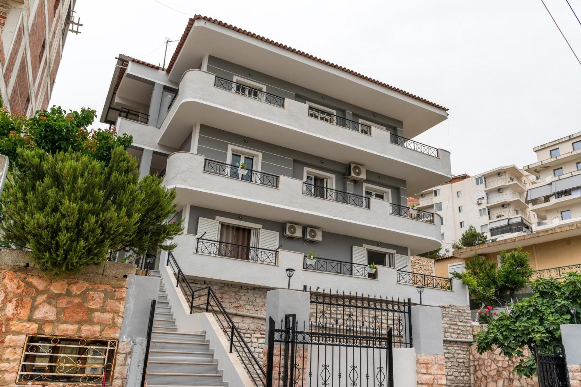 A&V Apartments Sarande Exterior photo